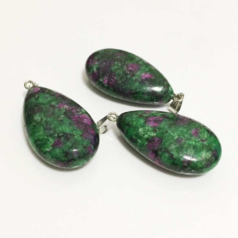 Large size green stone natural rubies Zoisite quartz stone pendant