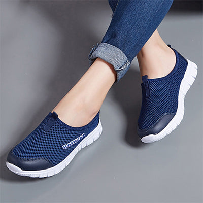 Spring Summer Women Sneakers Breathable Mesh Light Flat Loafers Casual Shoes Women Fashion Outdoor Walking Shoes Plus Size 35-43